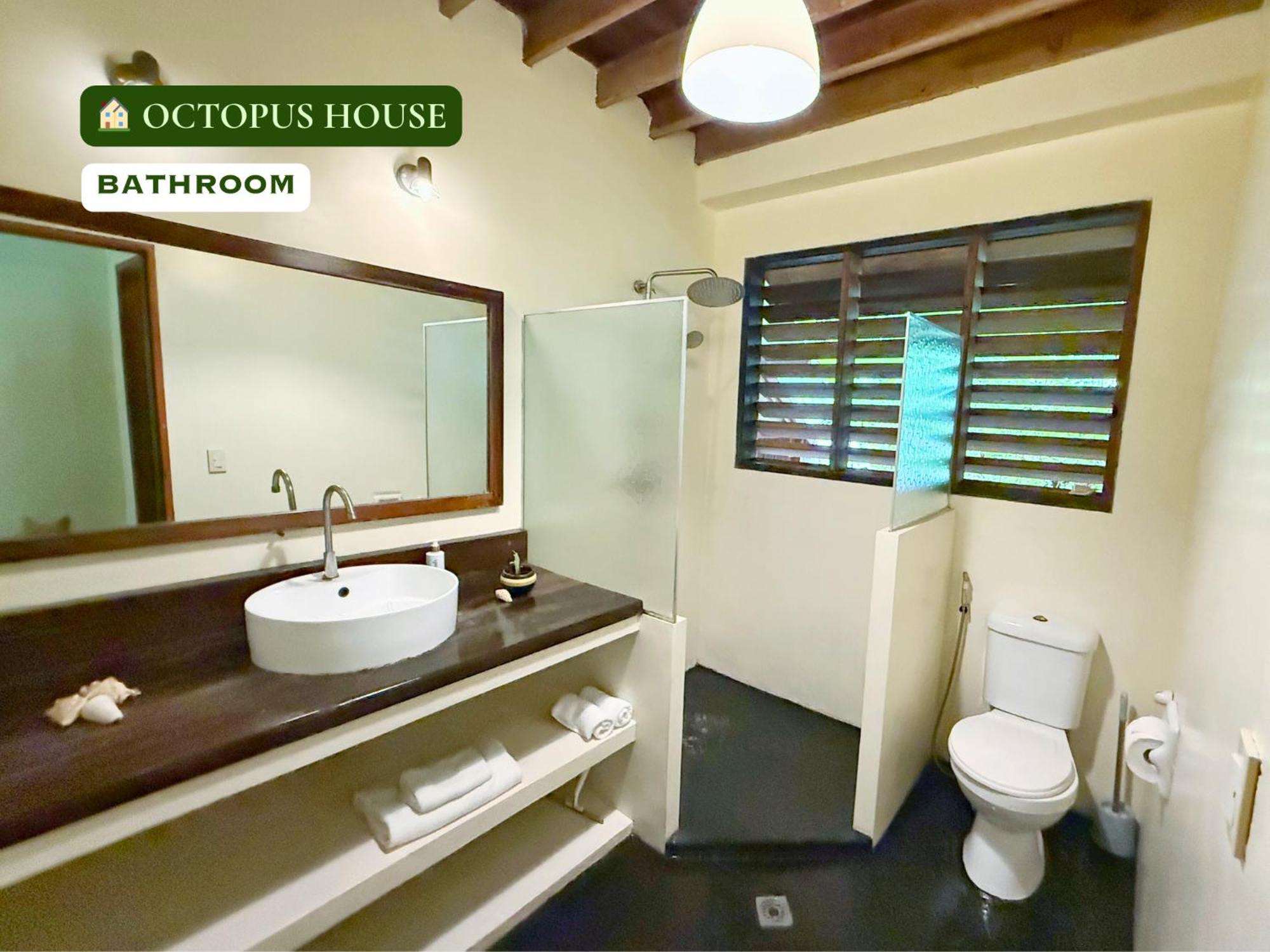 Emerald House Village เจเนอรัลลูนา ห้อง รูปภาพ